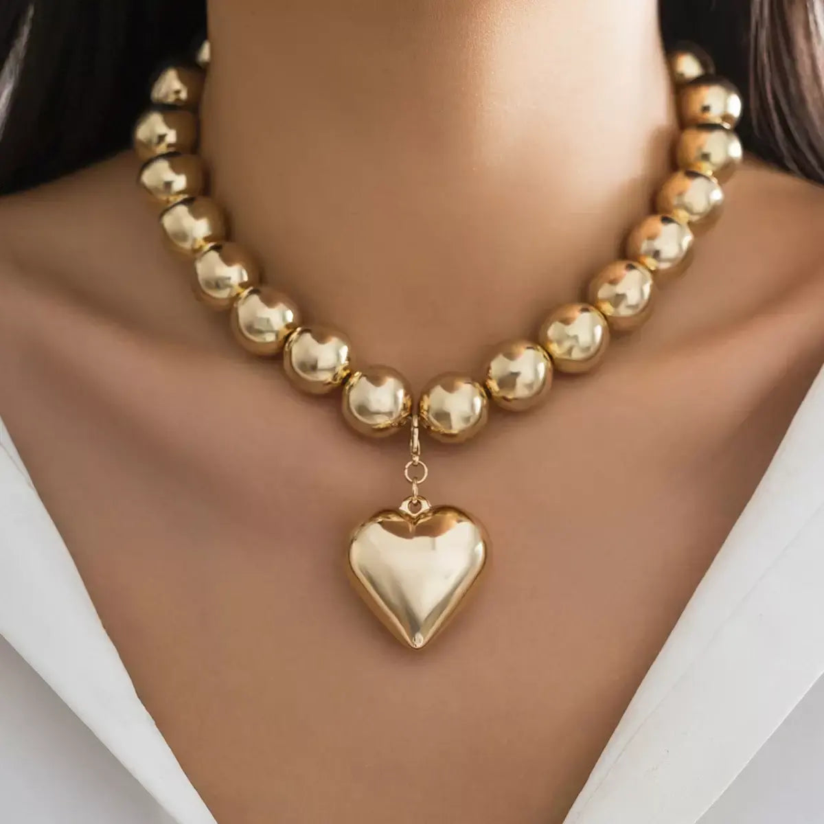 Big Beaded Punk Collar Geometric Type Clavicle Chain Gold Heart Necklace
