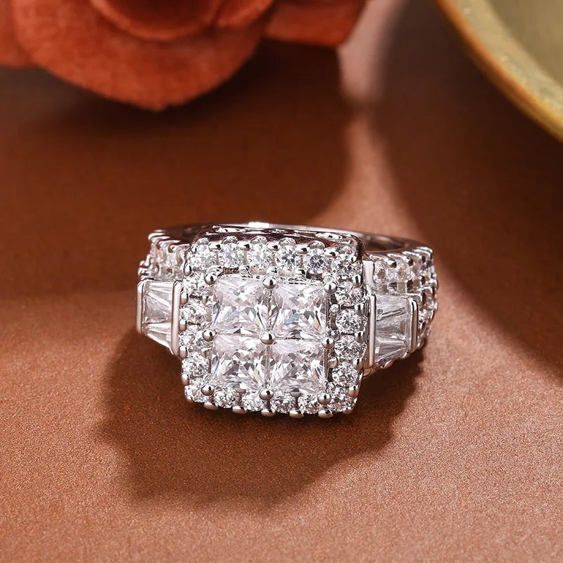 Platinum Plating Charming Multi-zirconia Geometric Wedding Engagement Ring for Women