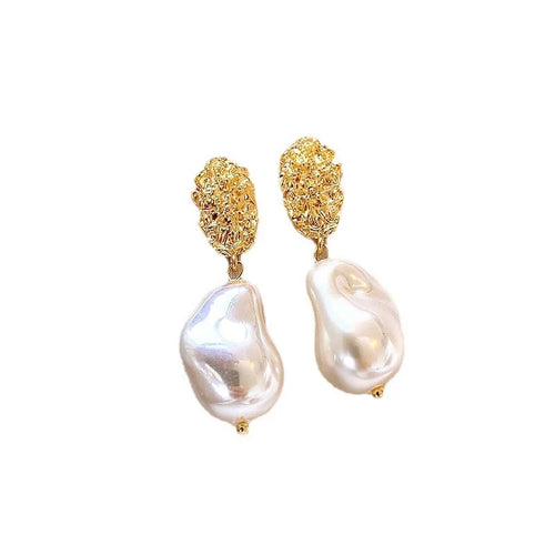 Load image 1 in gallery view. Silver Pleated Geometric Irregular Pearl Gold Plated Earrings