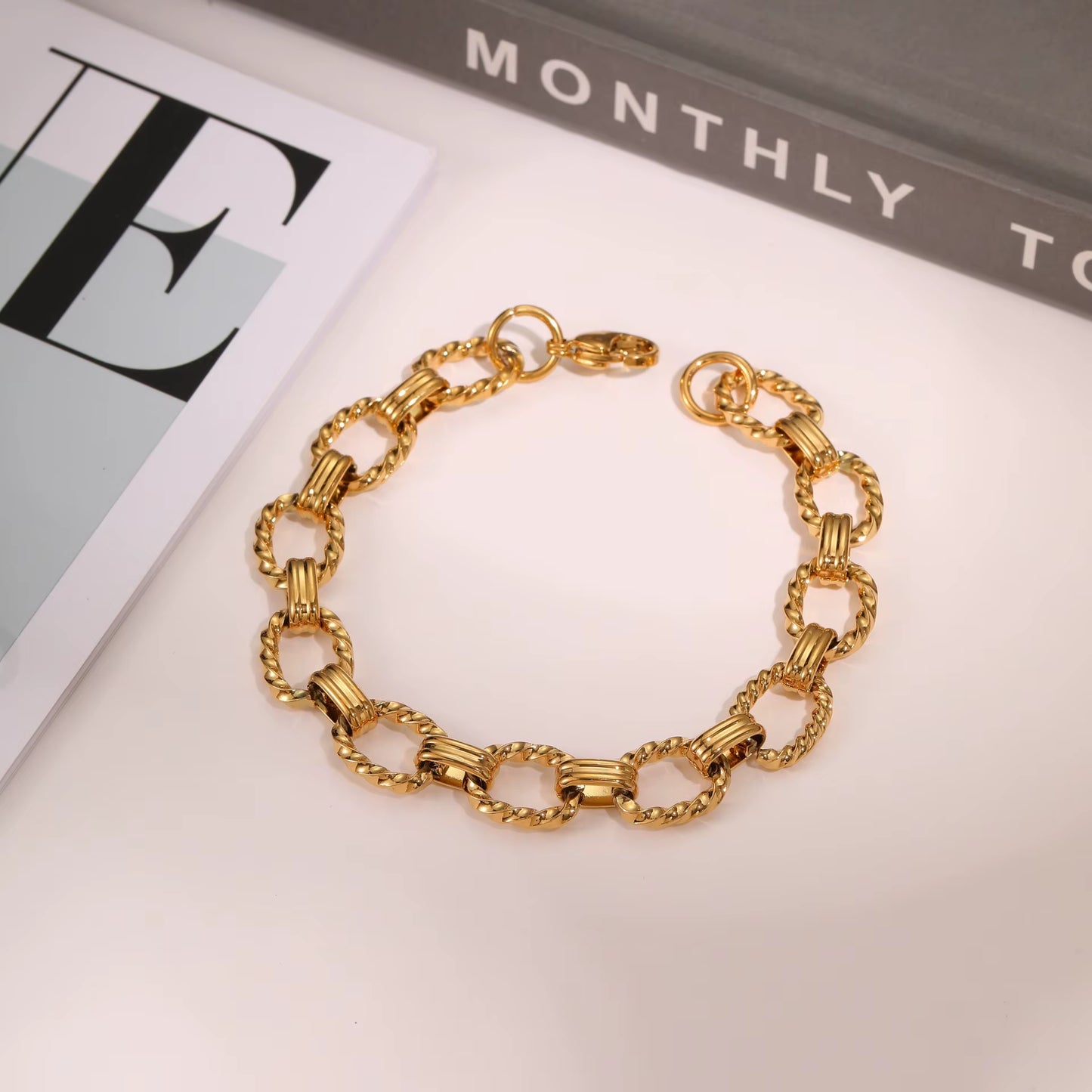 18K Gold Plated Luxury Fashion Charm Chain Bracelet