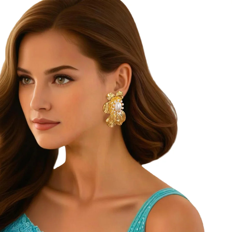 Pearl Stud Earrings Large Flower Retro Style for Woman Party