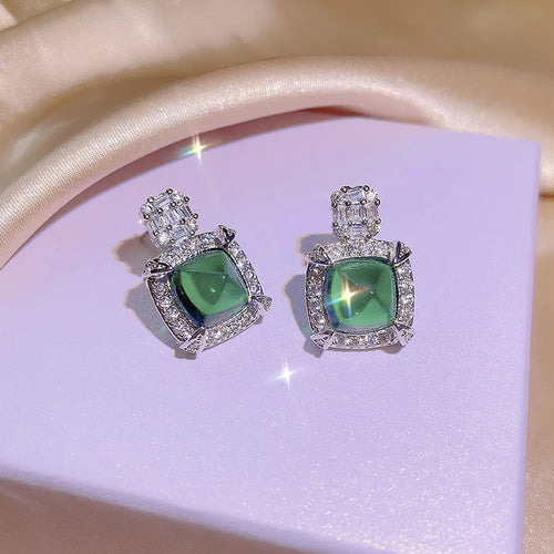 Load image 1 in gallery view. 1