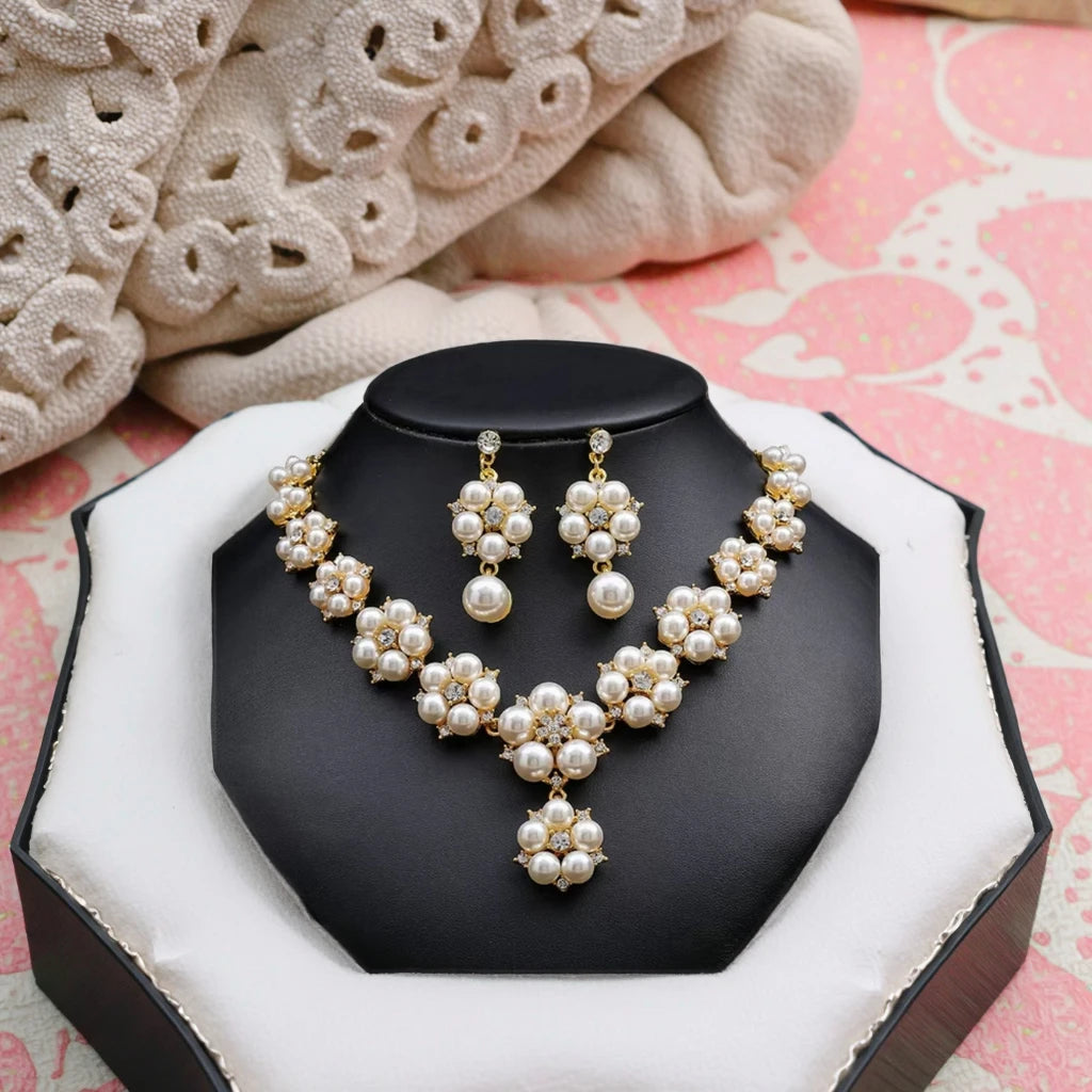Vintage Style Gold-Plated Pearl Jewelry Set Necklace Earrings for Anniversary