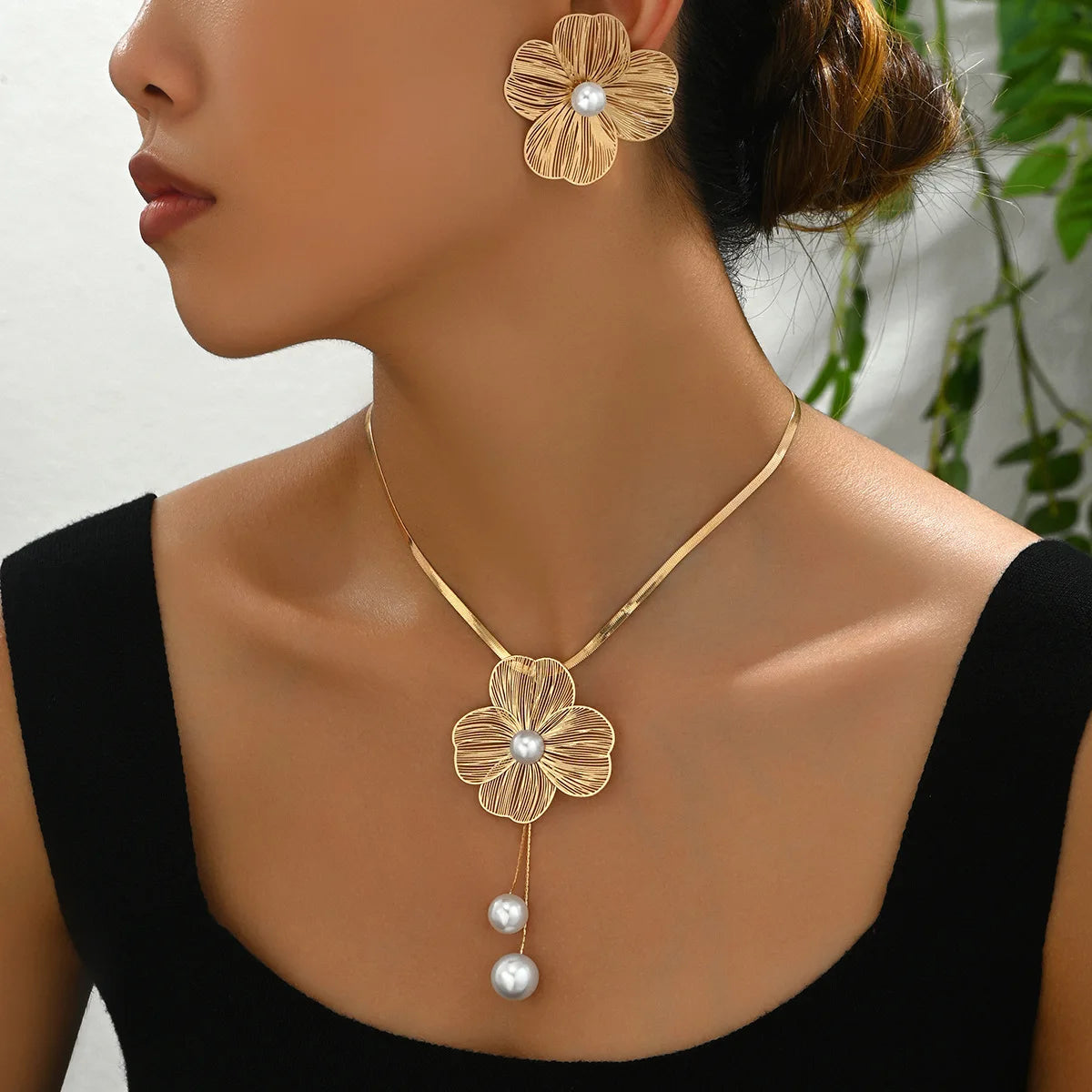 Flower Pearl Set Necklace Ring Earring Fashionable Simple Design For Women Parties