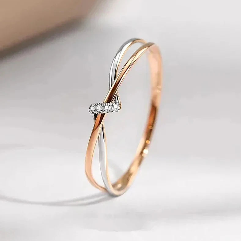 Two Tone Rose Gold Plated Twist Sparkling Round Zircon Rings for Bridal Engagement for Women