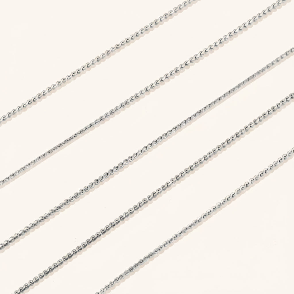 Silver Plated  Waterproof  Chain  Necklace Fashion Jewelry