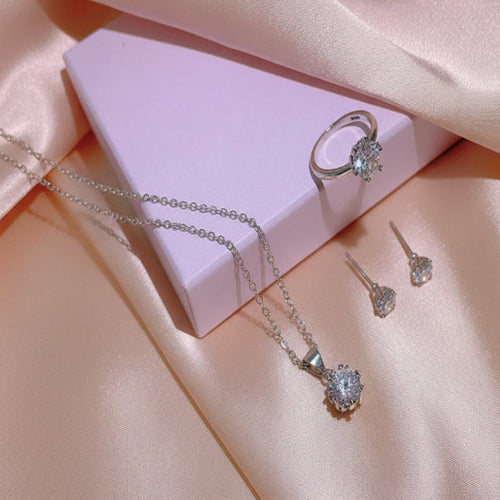 Load image 1 in gallery view. Round Cut Zircon Pendant Necklace Platinum Plated Blade Chain Trendy Silver Jewelry