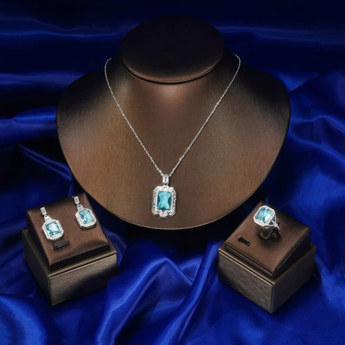 Load image 1 in gallery view. 4