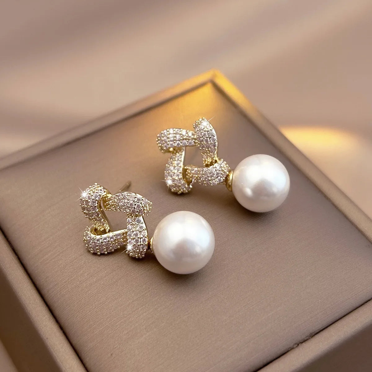 Gold Plated Diamond Pearl Drop Design Earrings Exquisite Earrings