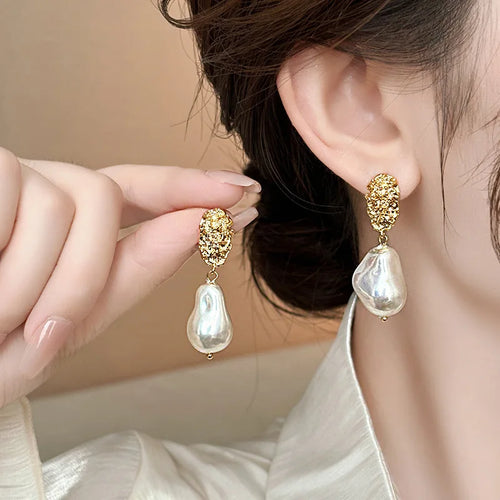 Load image 1 in gallery view. Silver Pleated Geometric Irregular Pearl Gold Plated Earrings