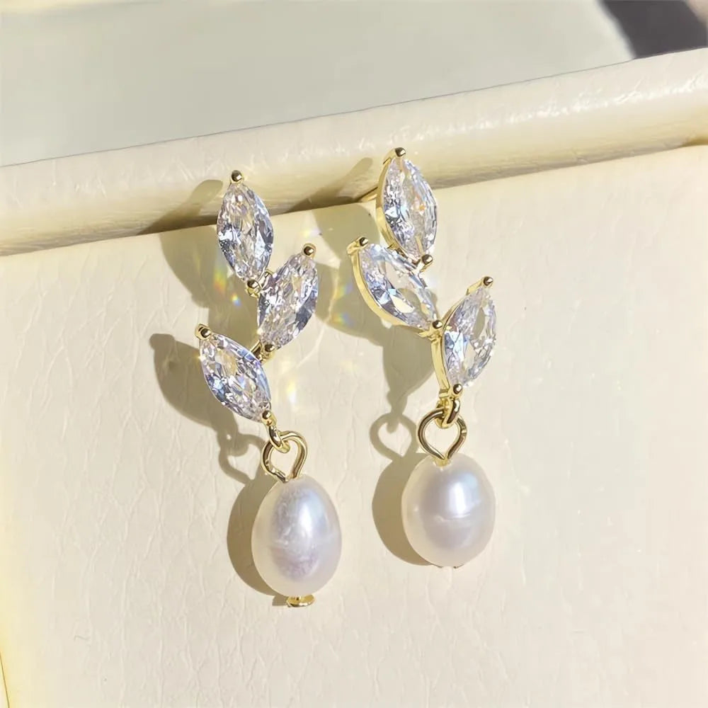 14K Gold Leaf Shape Dangle Earrings With Imitation Pearl Pendant