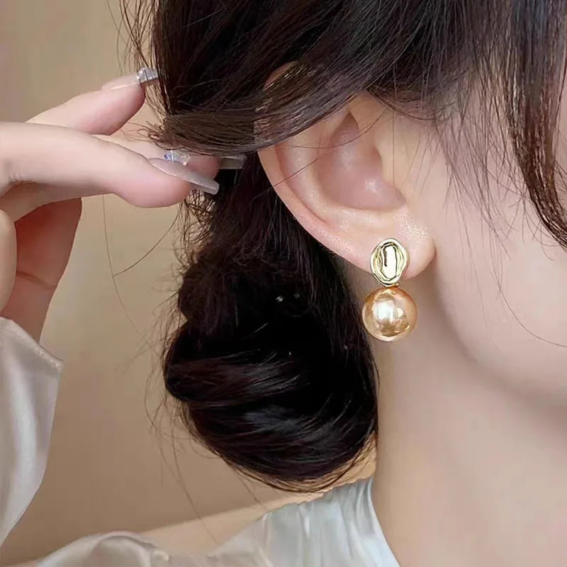 Minimalist Gray Pearl Stud Earrings Fashion Jewelry Daily Wear for Girls Women's Party