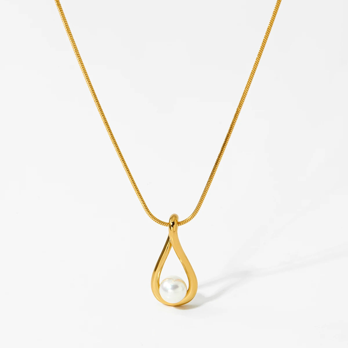 Gold Plated Waterproof Hip Hop Twist Chain Pendant Fashion Necklace