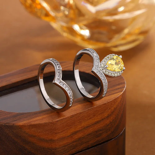 Load image 1 in gallery view. High-End Fashionable Teardrop Ring Set Full ZC V-Shaped with Platinum Plating