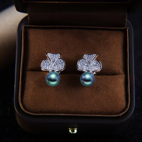 Load image 1 in gallery view. 1