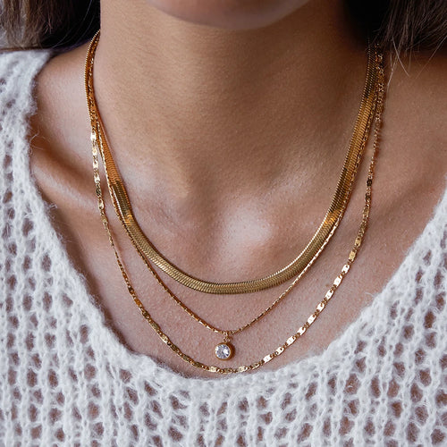 Load image 1 in gallery view. Three Layers Flat Snake Knife Shape String Chain Necklace