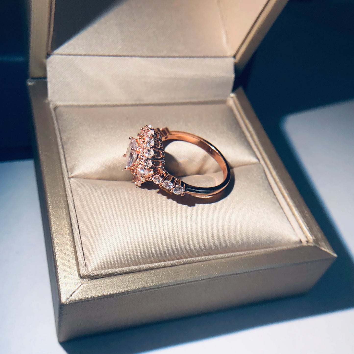 Women Fashionable Oval 3A Zircon Rose Gold Plated Ring