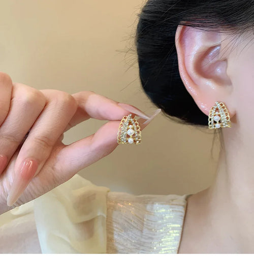 Load image 1 in gallery view. High End Cats Eye Stone Ruyi Earrings Exquisite Geometric Luxury Jewelry