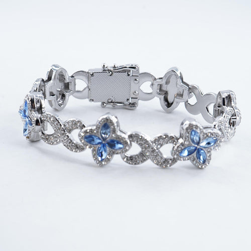 Load image 1 in gallery view. Elegant  Silver Blue diamond Four-leaf Clover 8-character Natural Stone Necklace