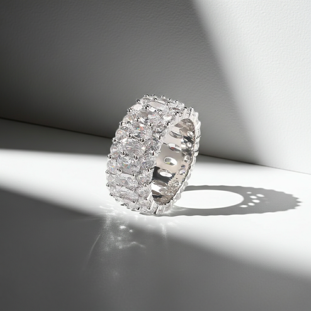 White Zircon Stone Rings Hip Hop Exquisite Diamond Rings for Women Anniversary
